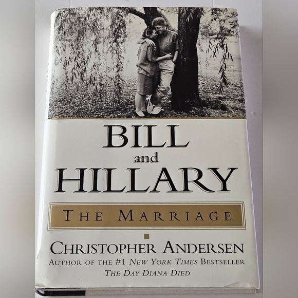 Bill & Hillary The Marriage Christopher Andersen 99 Home Accent Coffe Table book - Picture 2 of 14
